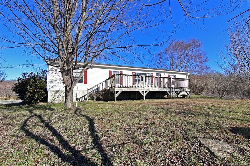 158 Lynn Estate Rd., Hendersonville, NC 28792