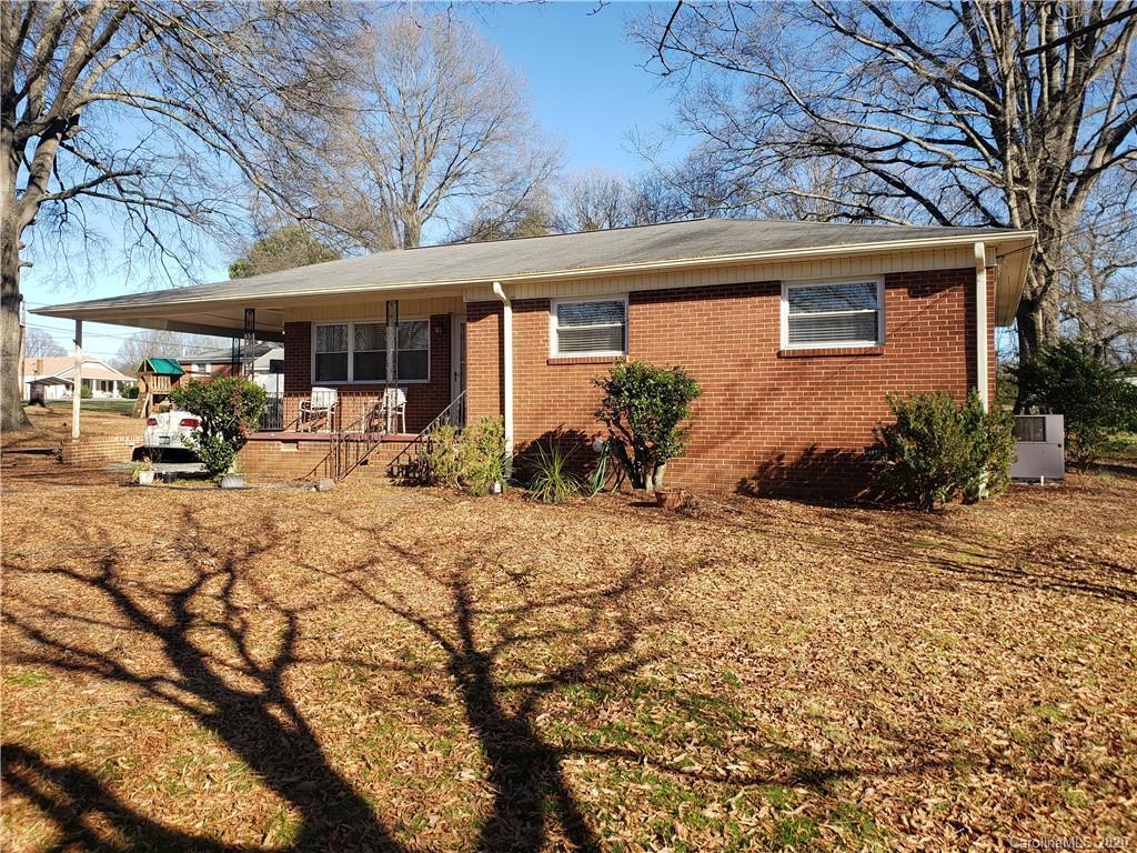 310 Enochville Ave., Kannapolis, NC 28081