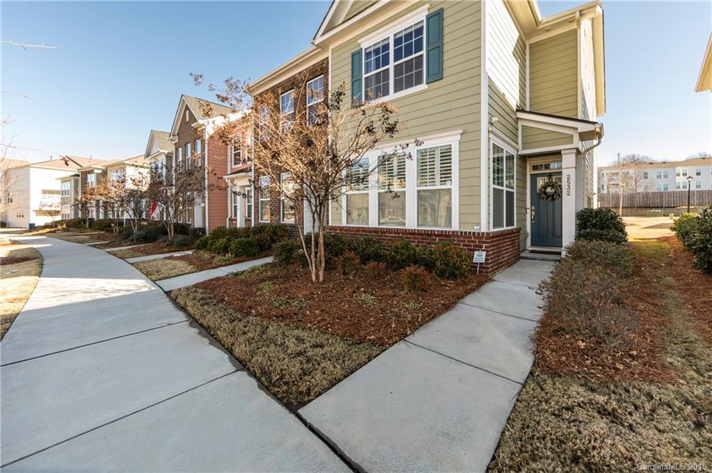 2532 Tranquil Oak Pl., Charlotte, NC 28206
