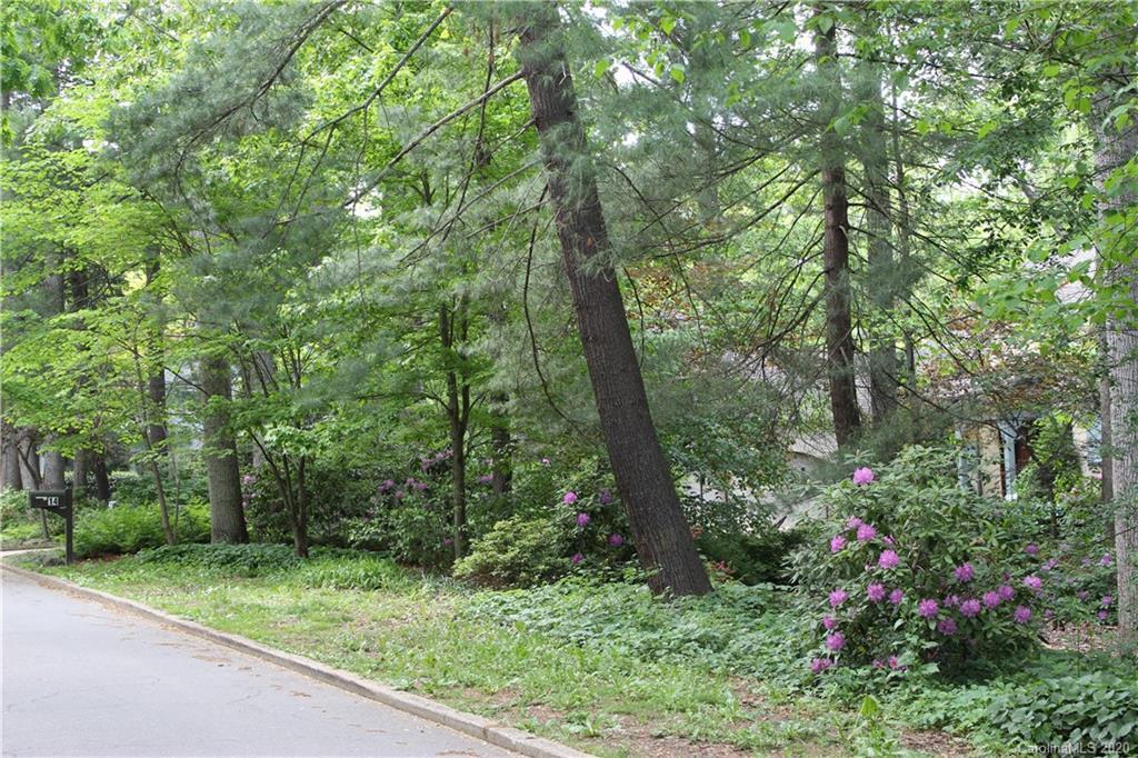 99999 Marne Rd. #6R, Asheville, NC 28803