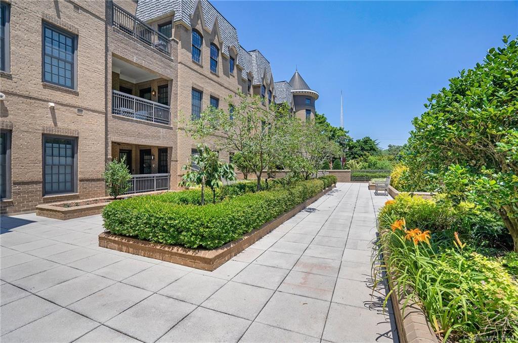 3268 Park Rd., Charlotte, NC 28209