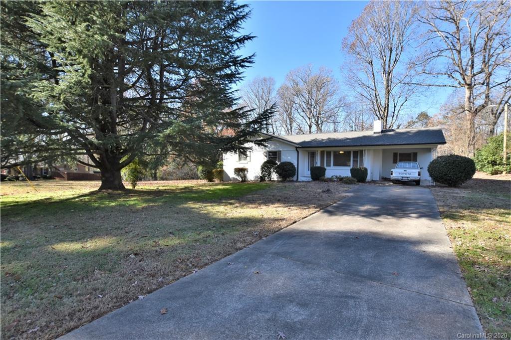 520 Carole Ln., Charlotte, NC 28214