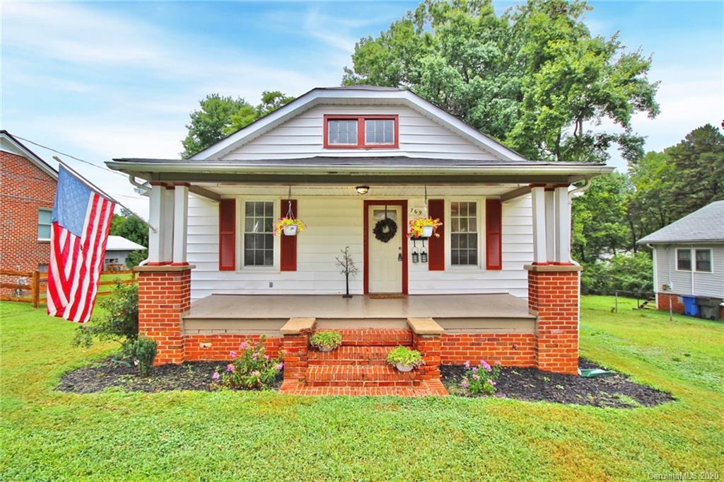 769 Pine St., Mooresville, NC 28115