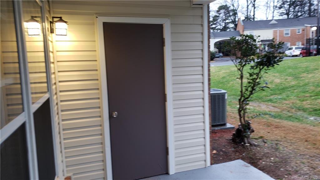 4609 Coronado Dr. #N, Charlotte, NC 28212