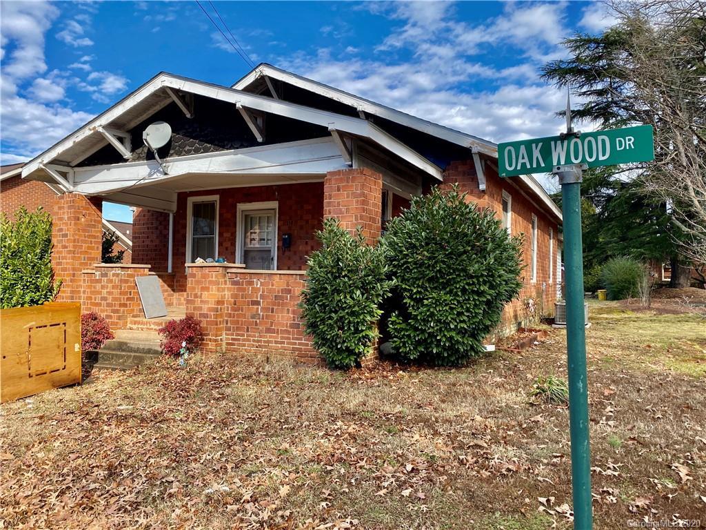 116 Oakwood Dr., Statesville, NC 28677