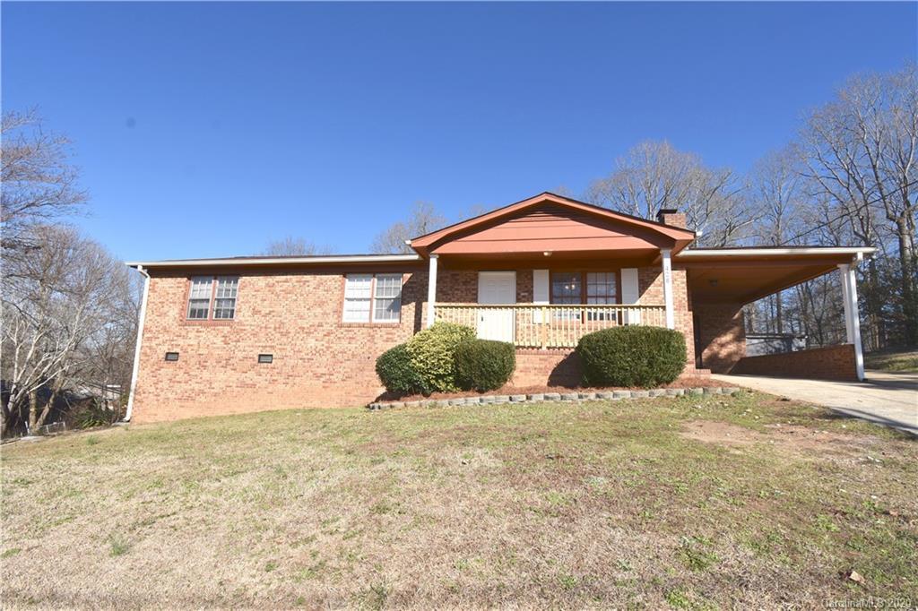 428 Stagecoach Rd., Gastonia, NC 28052