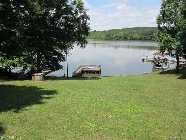 3056 Bass Dr., Sherrills Ford, NC 28673