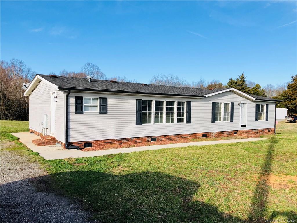 242 Lindsey Farm Rd., Stony Point, NC 28678