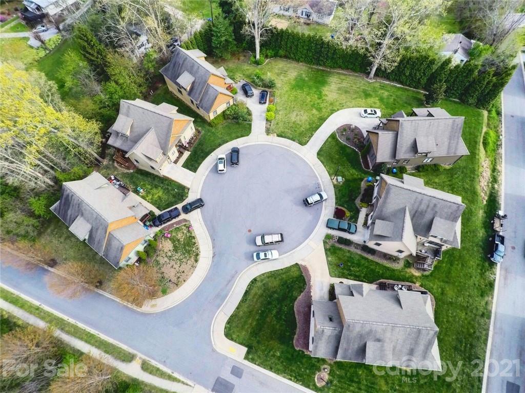 10 Trevors Tr., Asheville, NC 28806