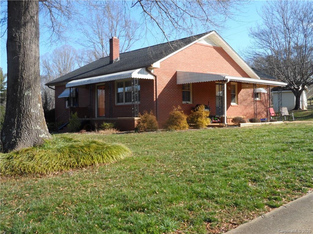 4855 Pittstown Rd., Hickory, NC 28602