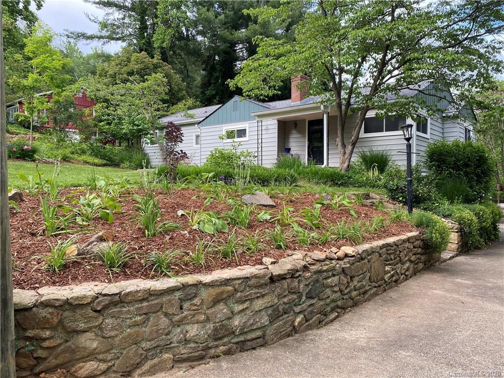 15 Beaver Valley Rd., Asheville, NC 28804