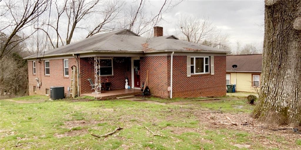 623 7th St., Hickory, NC 28602