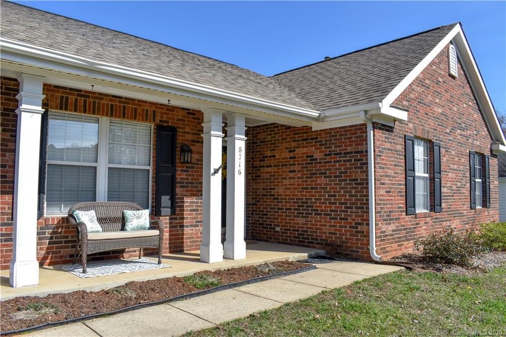 8716 Appaloosa Way Ln., Charlotte, NC 28216