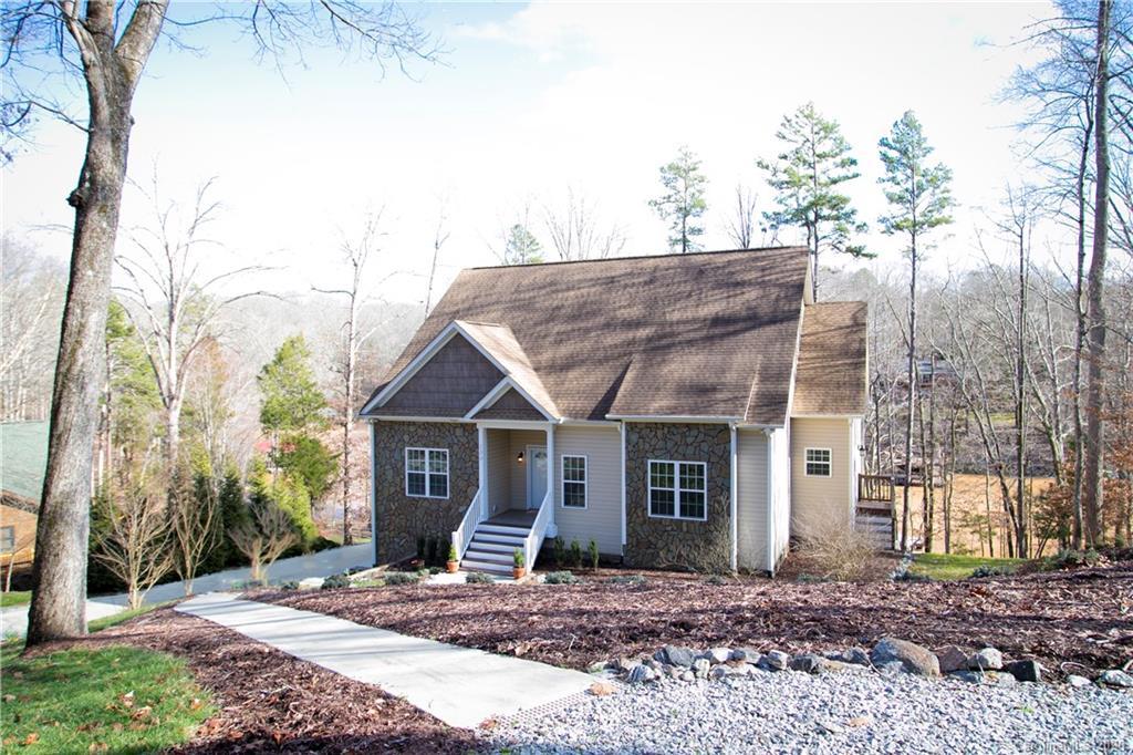 123 River Ridge Ln., Statesville, NC 28677