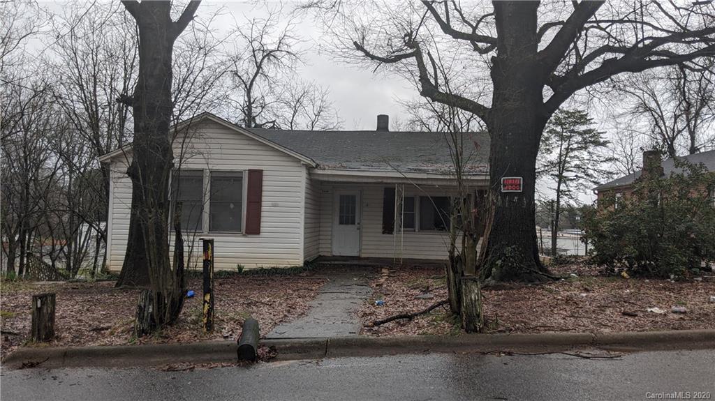 1301 Caldwell St., Statesville, NC 28677