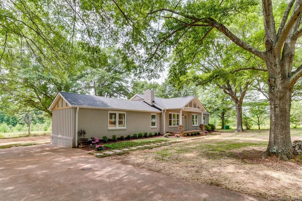 327 Long Branch Rd., Forest City, NC 28043