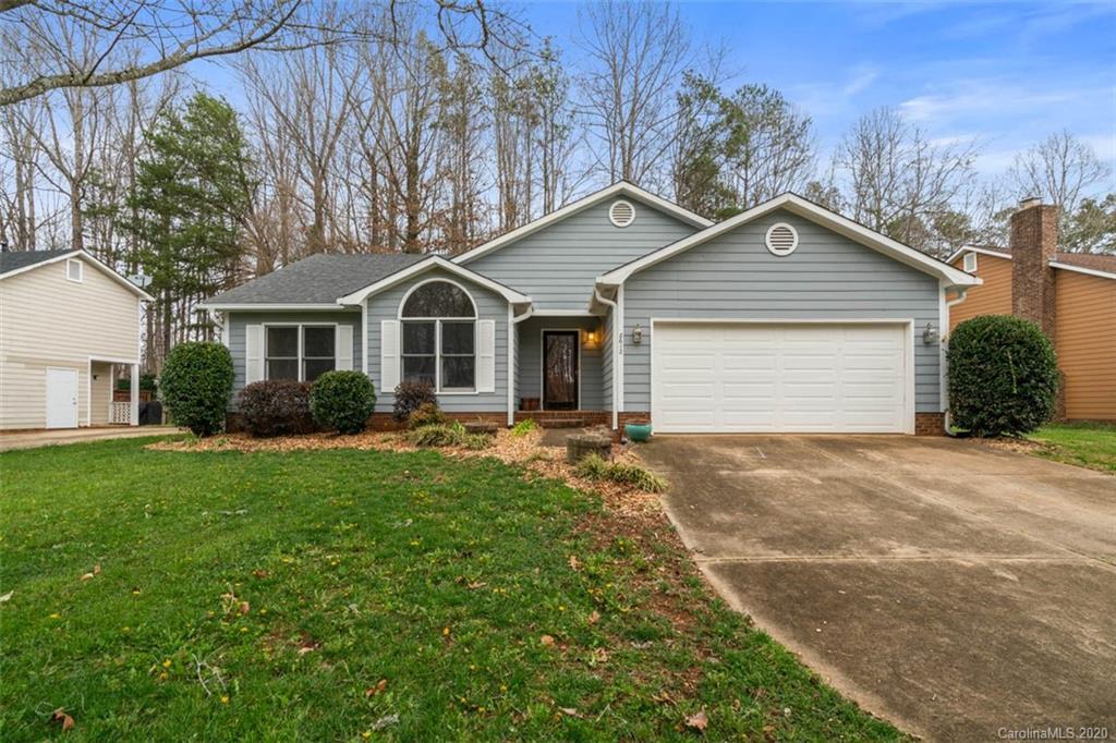 8612 Hornwood Ct., Charlotte, NC 28215