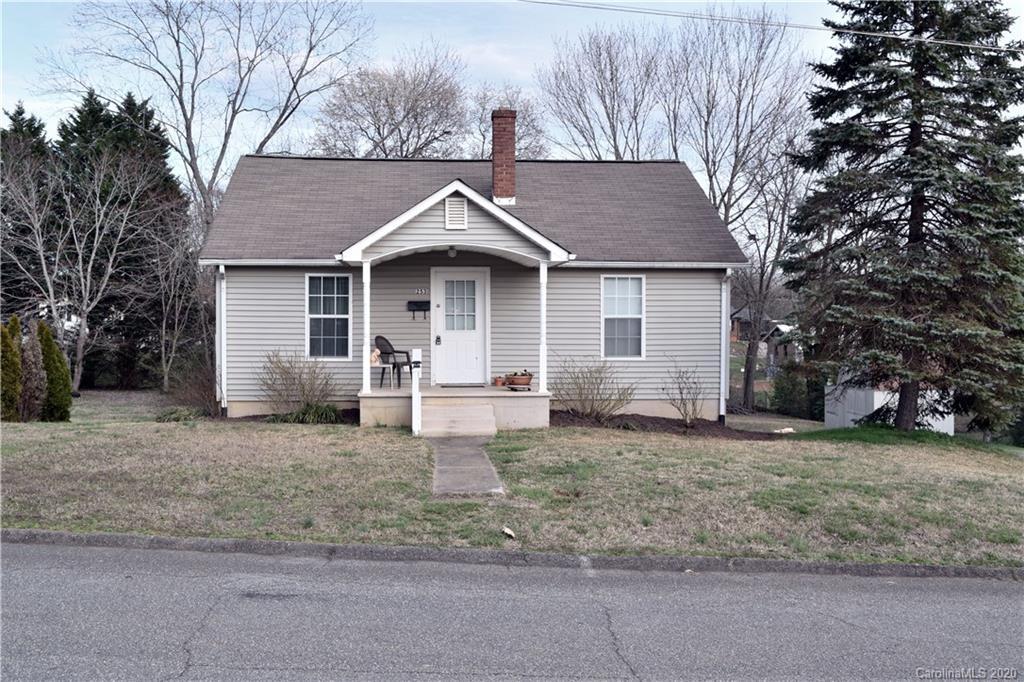 253 30th St., Hickory, NC 28602
