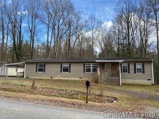 81 Hidden Lake Rd., Hendersonville, NC 28739