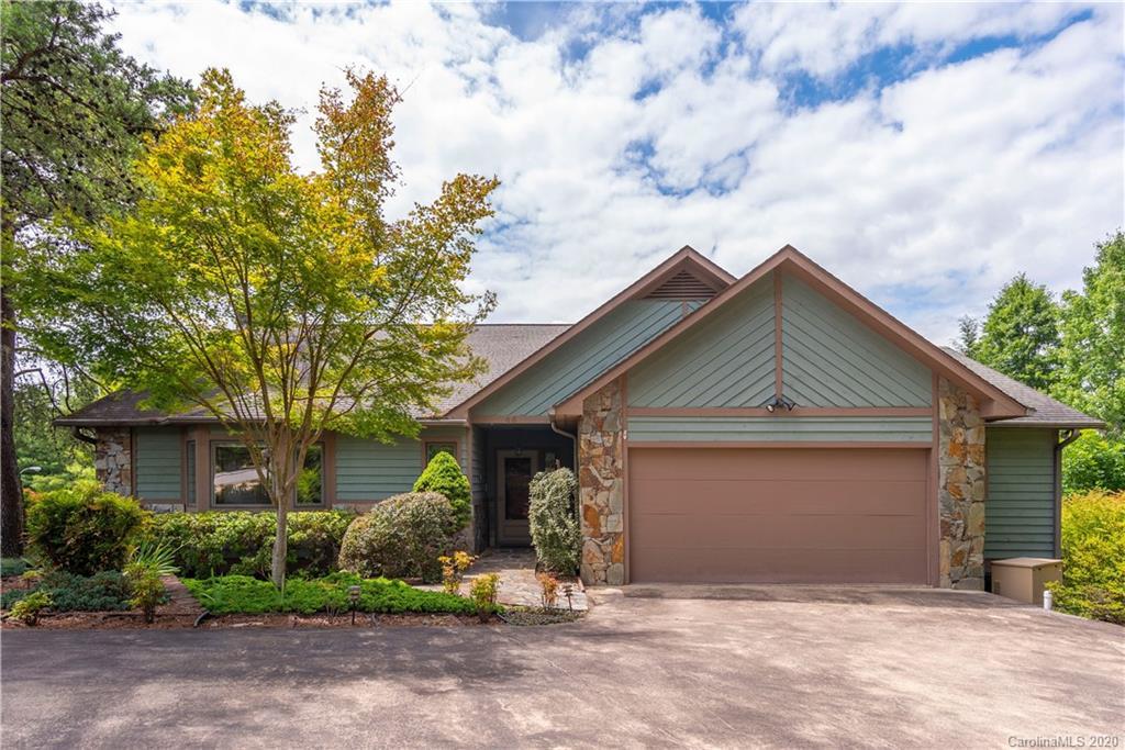 45 Hillcreek Dr., Asheville, NC 28804
