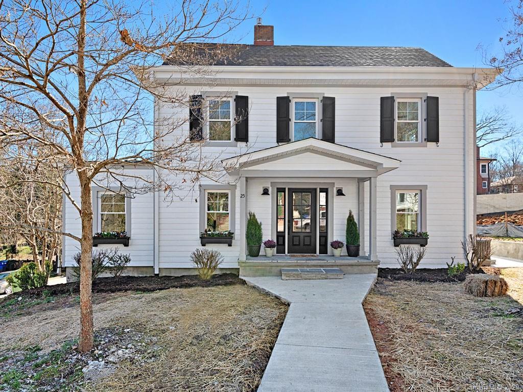 25 Montview Dr., Asheville, NC 28801
