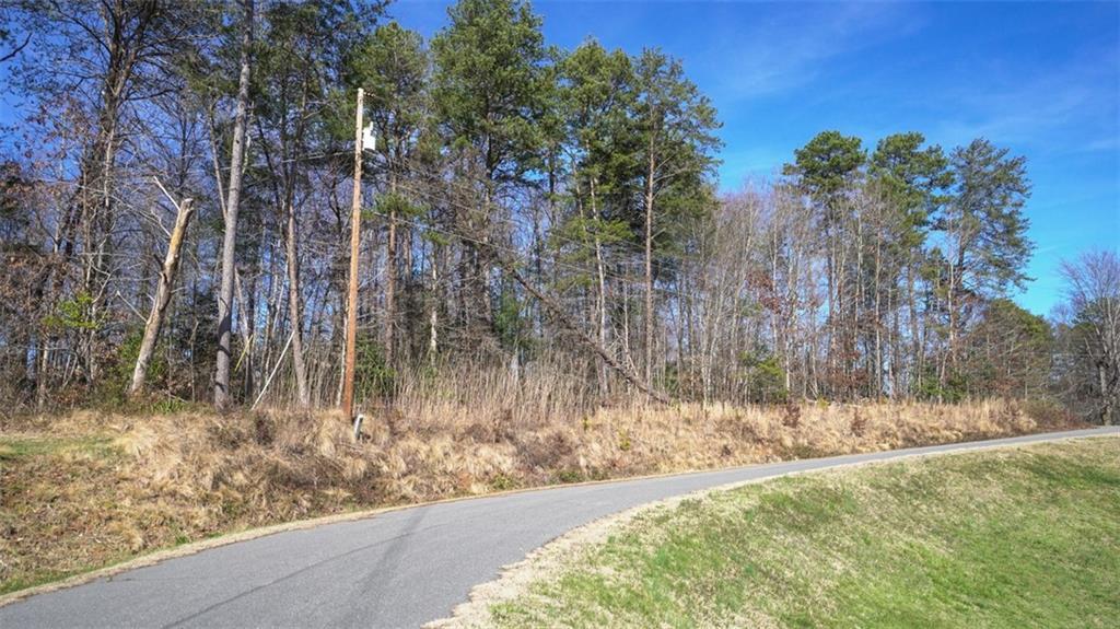 Lot 2 & 15 Lakeview Dr. #2 & 15, Hickory, NC 28601