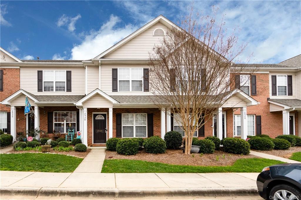 2928 Little Stream Ct., Matthews, NC 28105