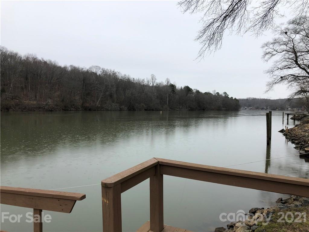 1420 Riverside Dr., Charlotte, NC 28214
