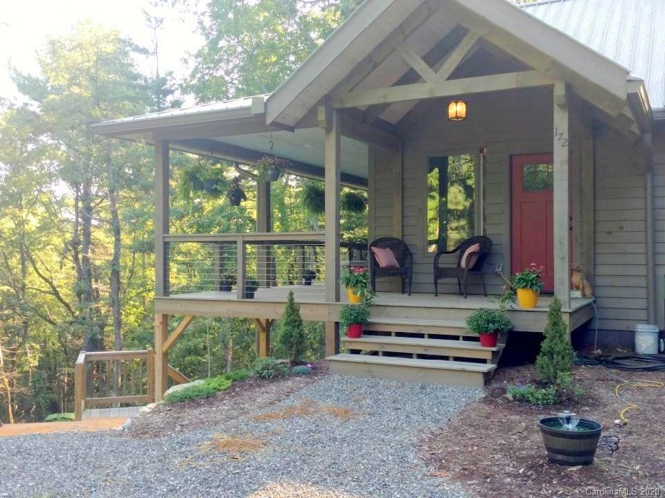 172 Cold Springs Rd., Hendersonville, NC 28792
