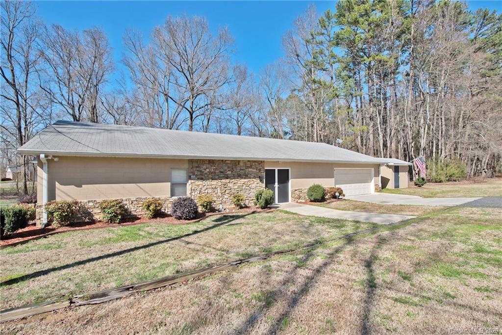 3435 Camp Julia Rd., Kannapolis, NC 28083