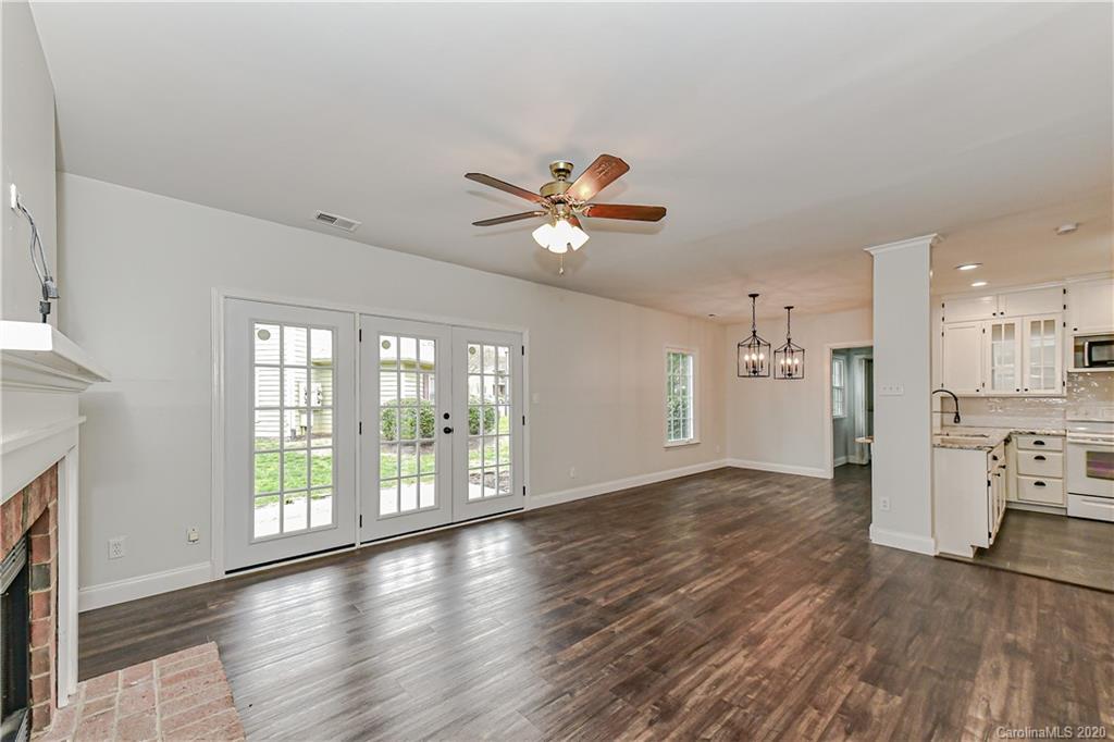 3208 Selwyn Farms Ln. #1, Charlotte, NC 28209