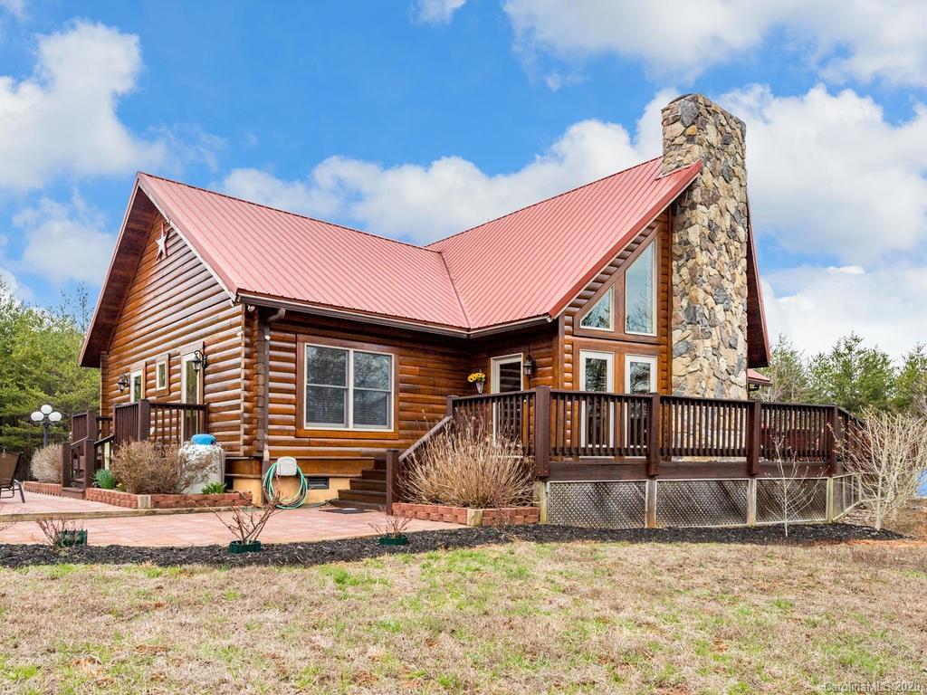 677 Boland Dr., Lake Lure, NC 28746