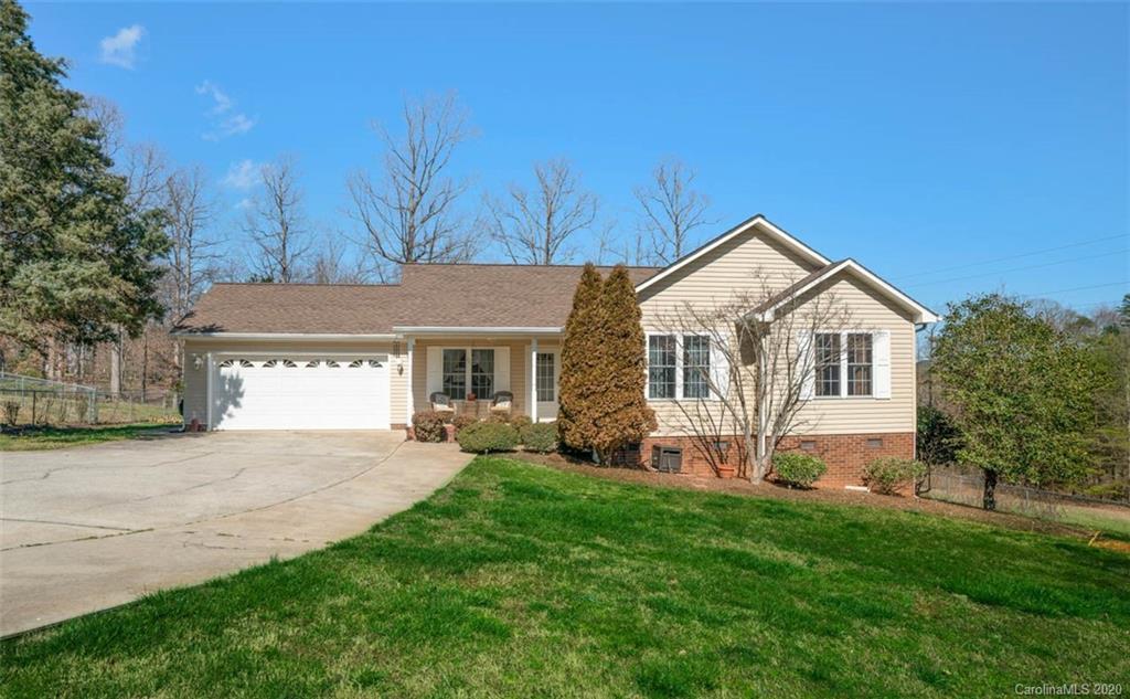 2407 Lake Shore Rd., Denver, NC 28037