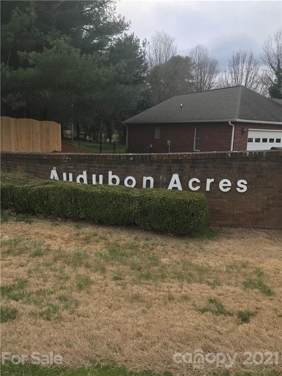 000 Meadowlark Rd., Statesville, NC 28625