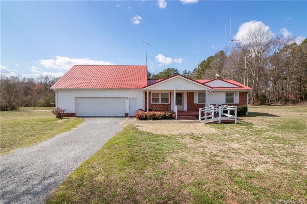 210 Edwards Rd., Mooresville, NC 28115