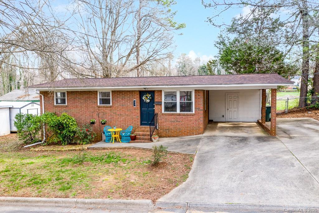 617 Plyler St., Mooresville, NC 28115