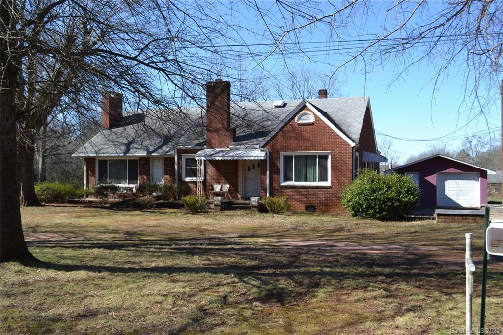 217,235 Cooperline Rd., Henrietta, NC 28076