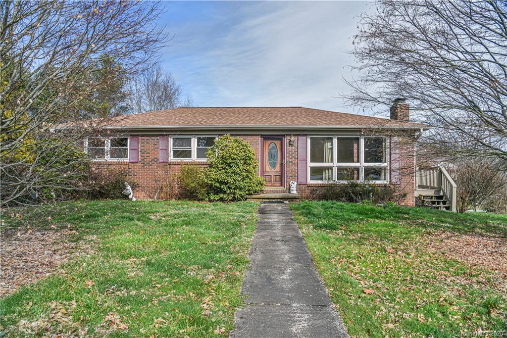 173 Mount Carmel Rd., Asheville, NC 28806