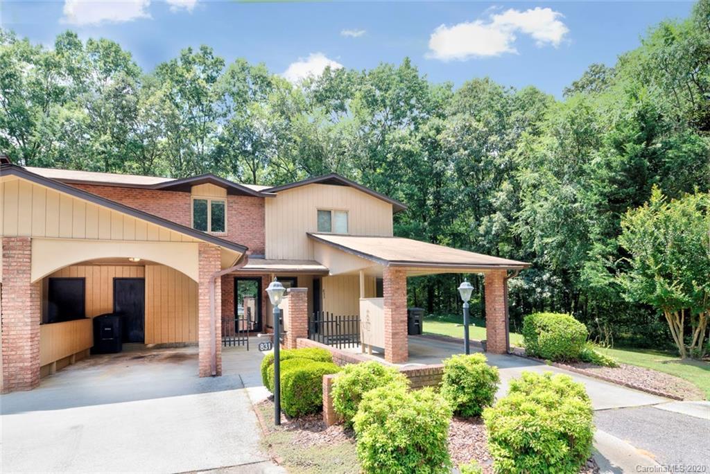 831 Coventry Ln., Statesville, NC 28677