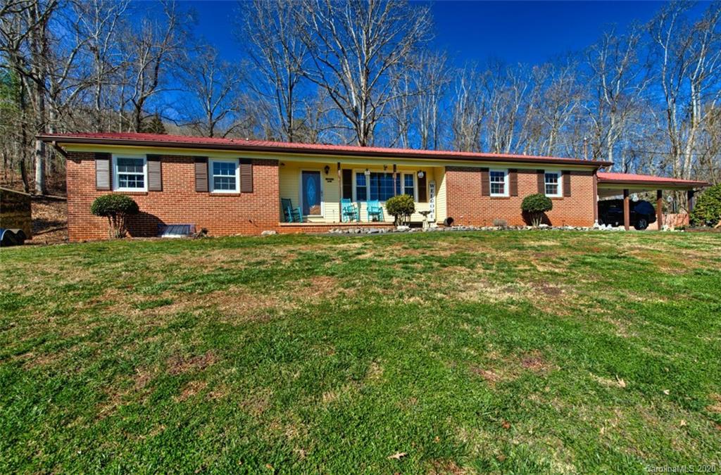 25 Pinners Cove Rd., Asheville, NC 28803