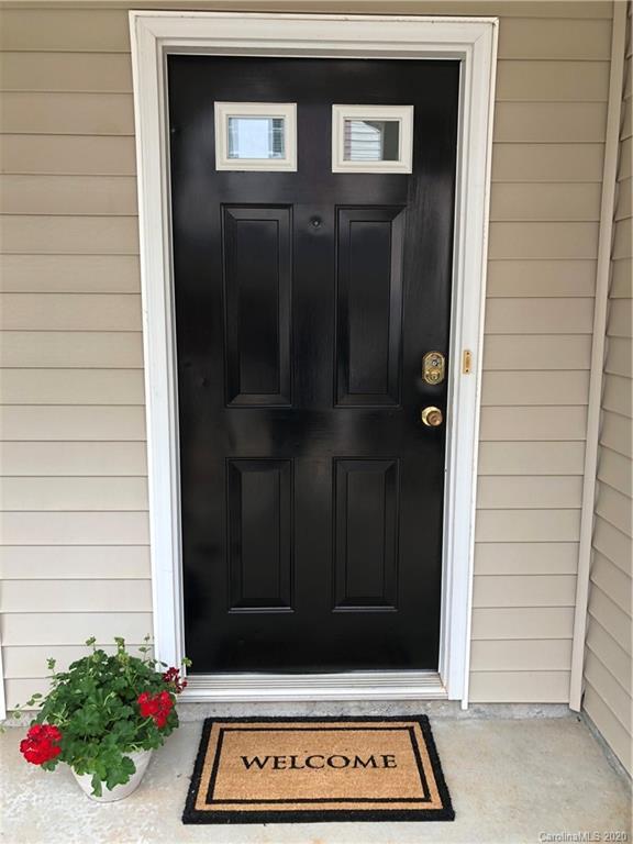 2059 Flushing Ct. #27, Charlotte, NC 28269