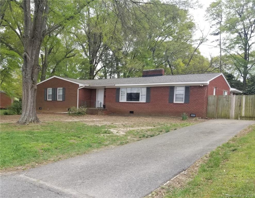 703 St Michaels Ln., Gastonia, NC 28052