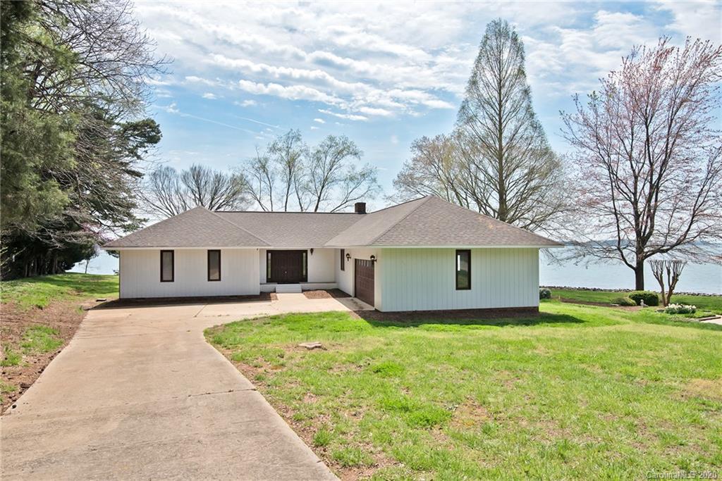 126 Clearwater Ln. #5, Mooresville, NC 28117