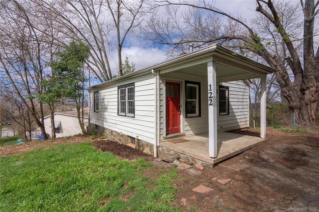 122 Mountain St., Asheville, NC 28801