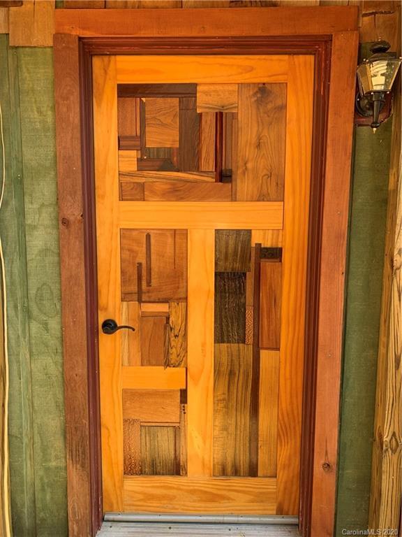 42 Evita Cove Rd., Weaverville, NC 28787