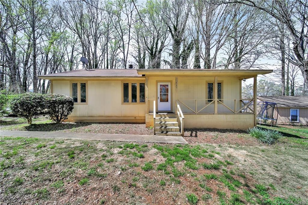 6241 Branch Hill Cir., Charlotte, NC 28213
