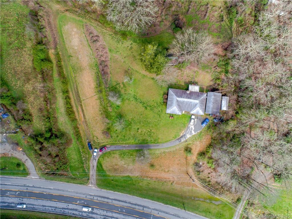 16 Hunnicutt Ln., Brevard, NC 28712