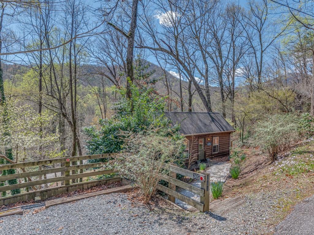 365 Seton Rd., Lake Lure, NC 28746