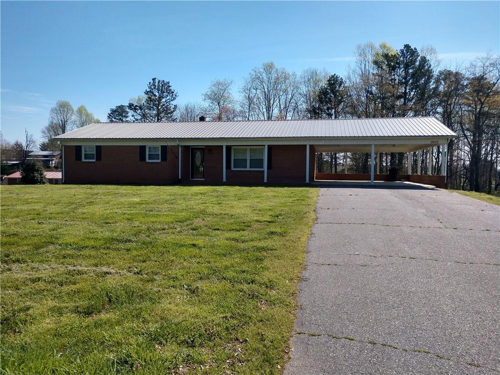 3933 Old Brittain Rd., Hickory, NC 28602