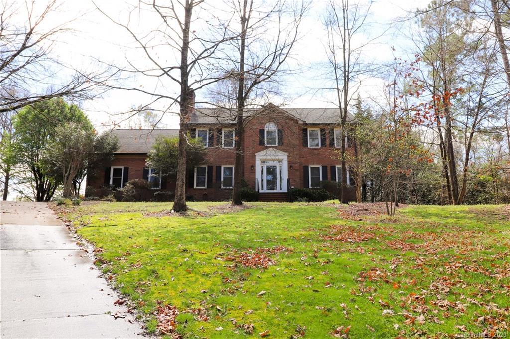 691 Hanover Dr., Concord, NC 28027